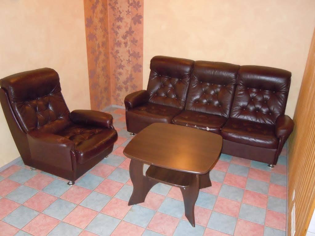 Centrum Hotel Viljandi Extérieur photo